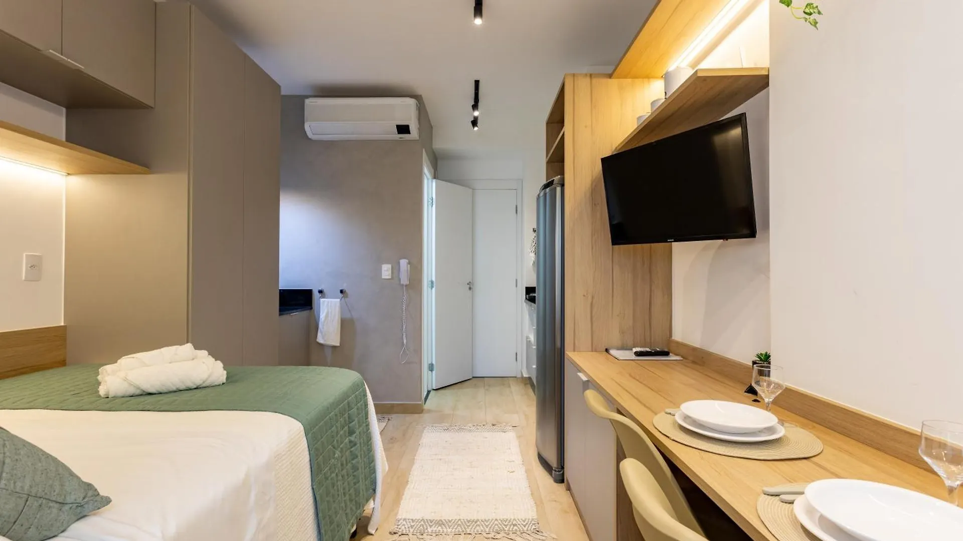 Studio Moderno | Gym | Piscina Rooftop | Market Sao Paulo Apartment
